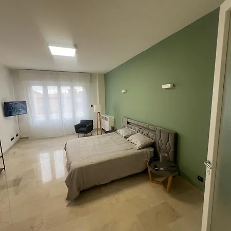 Manaroomsmarconi Guest house *