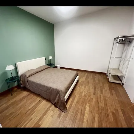 Manaroomsmarconi Guest house